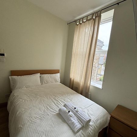 Harrow Road Rooms Londen Buitenkant foto