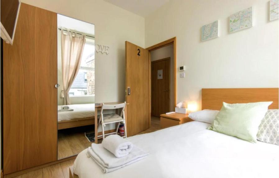 Harrow Road Rooms Londen Buitenkant foto
